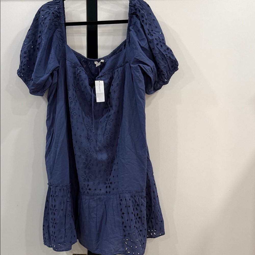 American Eagle Outfitters Navy Eyelet dress (z)
